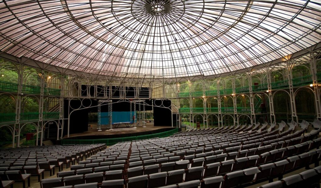 teatros em curitiba